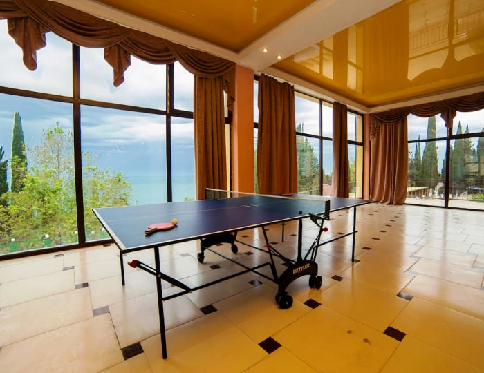 Услуги и развлечения